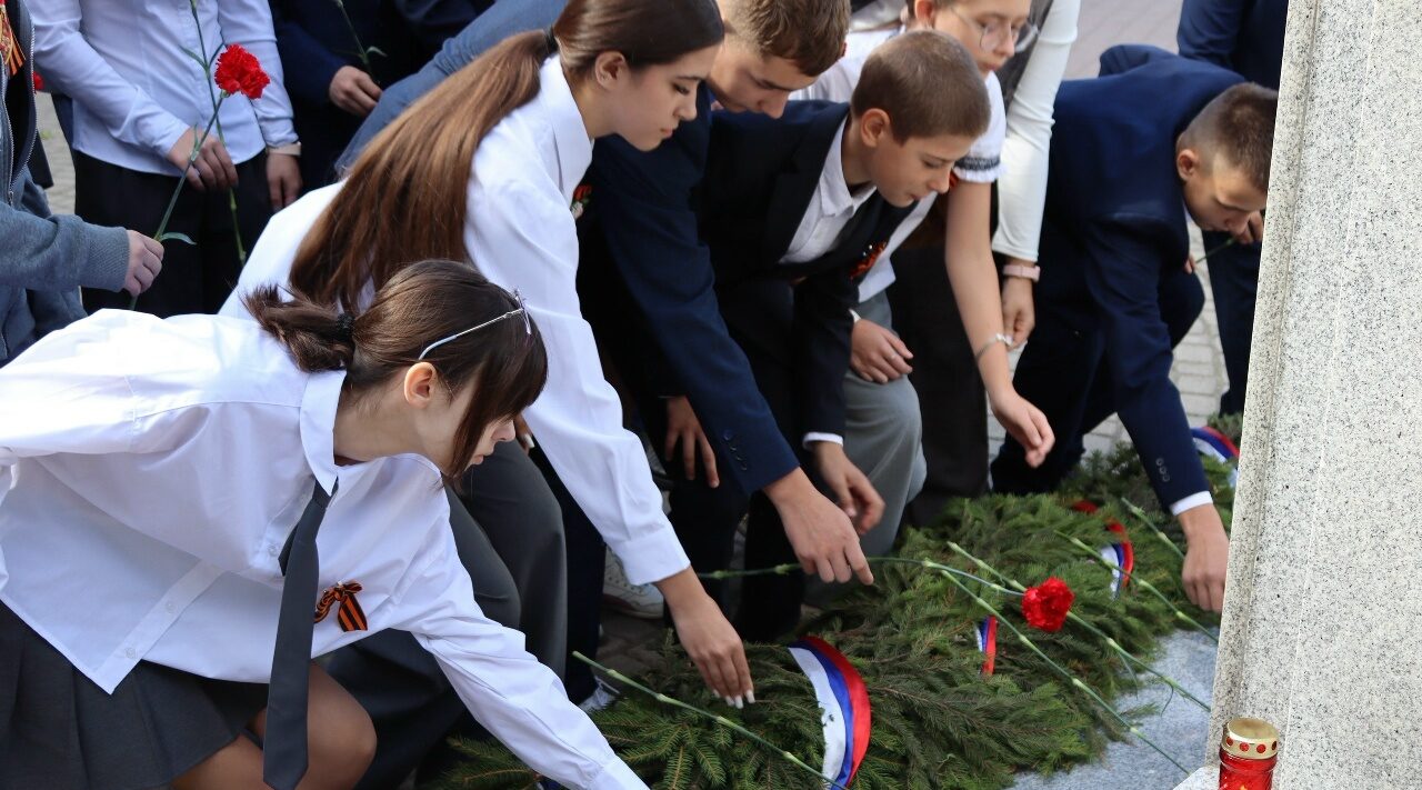 В Брянском районе почтили память погибших в Беслане