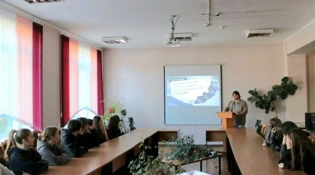 В Брянском транспортном техникуме состоялось мероприятие посвященное Дню воссоединения