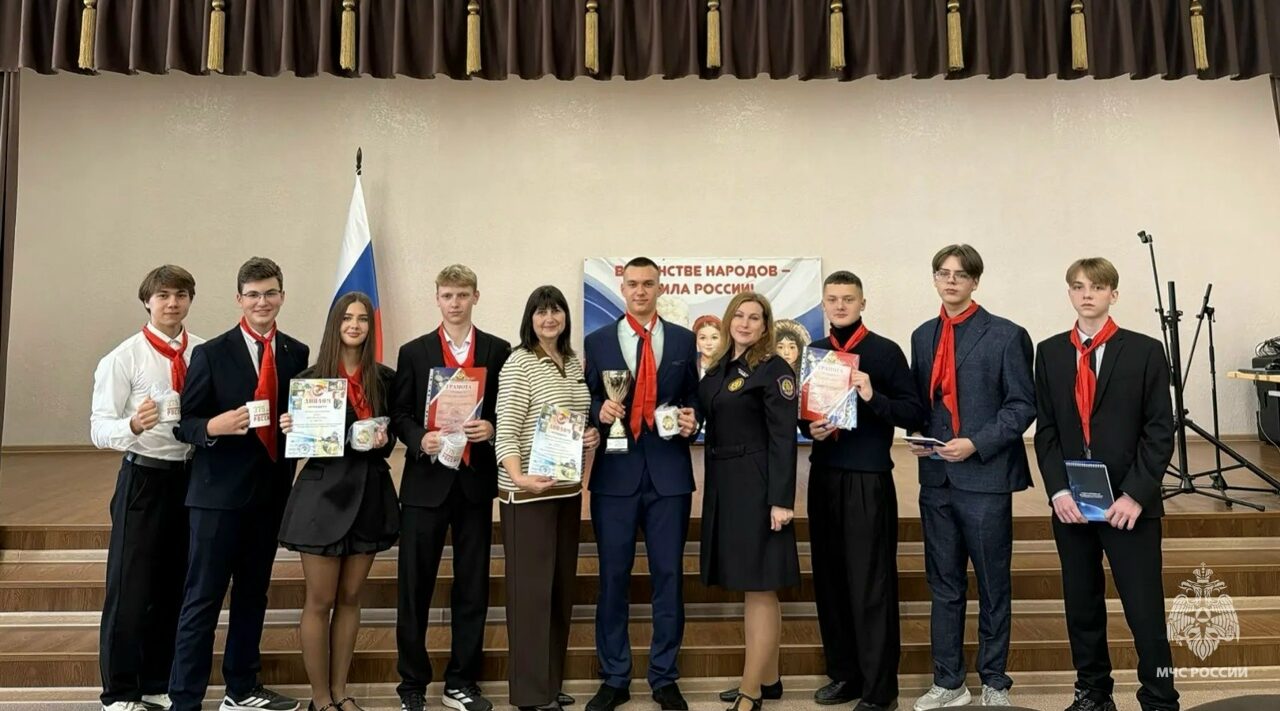 Дружина юных пожарных «ФАКЕЛ» из Клинцов вошла в тройку лучших в ЦФО